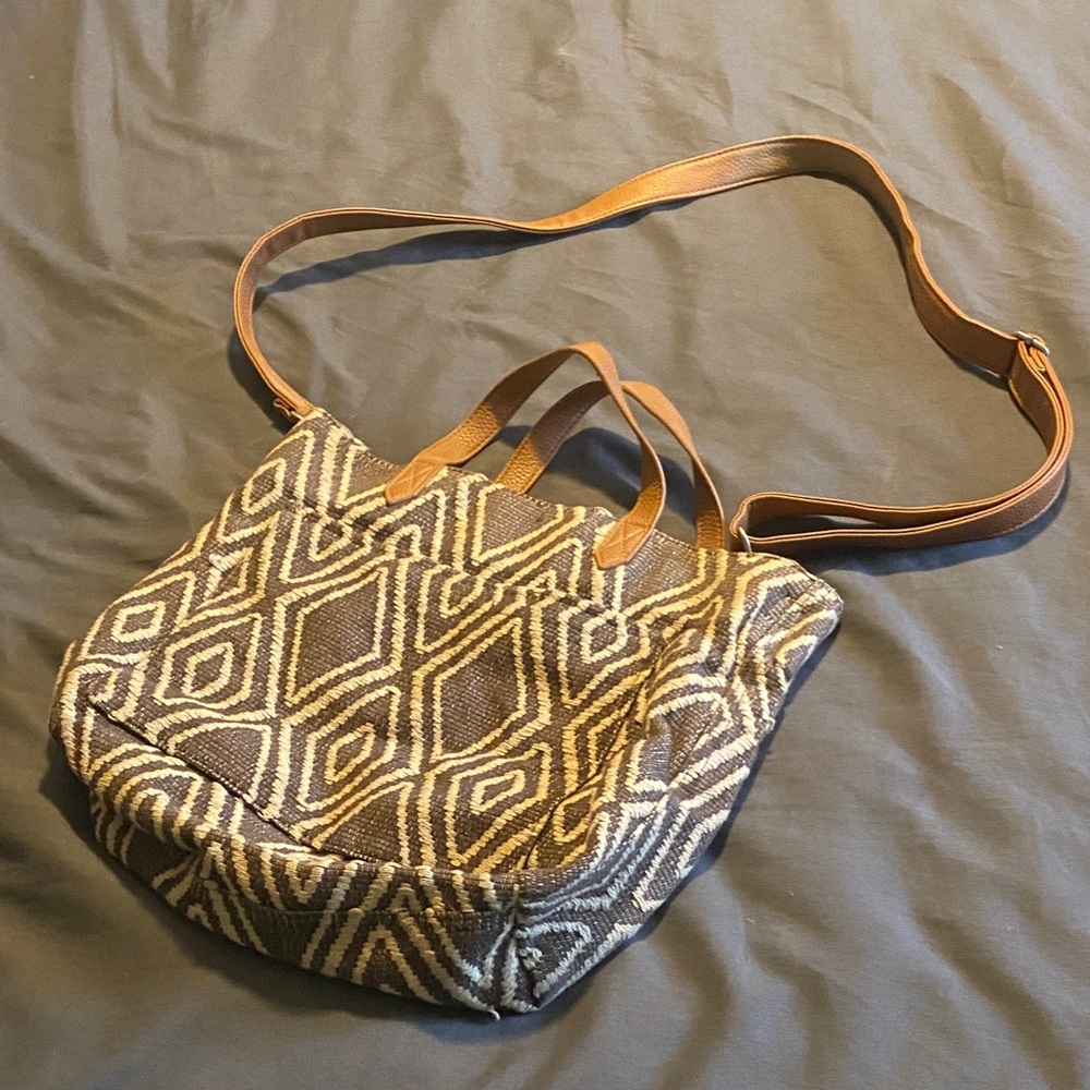 Thirty one Stylish Geometric Patterned Tan and Brown Women's Bag